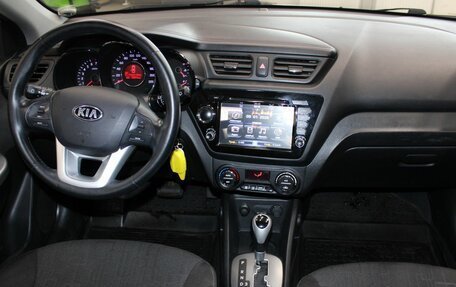 KIA Rio III рестайлинг, 2014 год, 917 000 рублей, 17 фотография