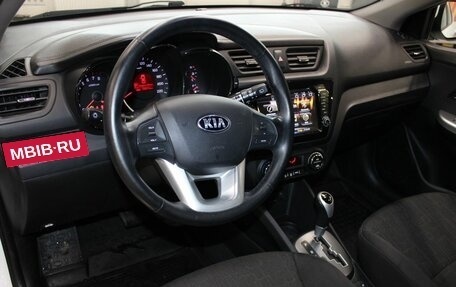 KIA Rio III рестайлинг, 2014 год, 917 000 рублей, 14 фотография