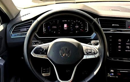 Volkswagen Tiguan II, 2022 год, 3 200 000 рублей, 9 фотография