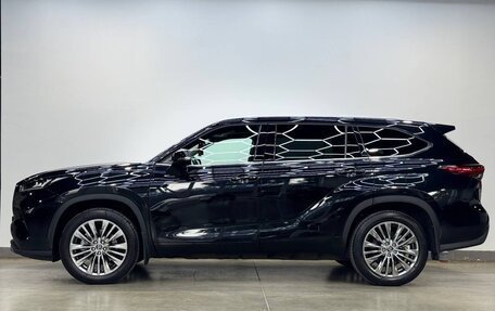 Toyota Highlander, 2024 год, 4 590 000 рублей, 4 фотография