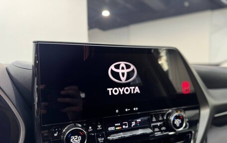 Toyota Highlander, 2024 год, 4 590 000 рублей, 23 фотография