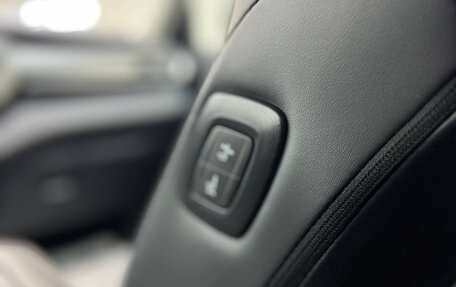 Toyota Highlander, 2024 год, 4 590 000 рублей, 32 фотография