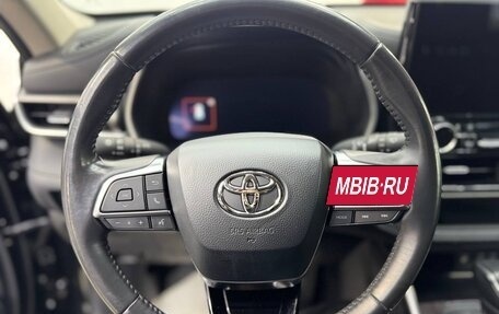 Toyota Highlander, 2024 год, 4 590 000 рублей, 22 фотография