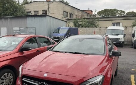 Mercedes-Benz GLA, 2016 год, 2 000 000 рублей, 2 фотография