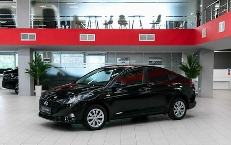 Hyundai Solaris II рестайлинг, 2021 год, 1 290 000 рублей, 1 фотография