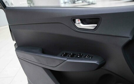 Hyundai Solaris II рестайлинг, 2021 год, 1 290 000 рублей, 8 фотография
