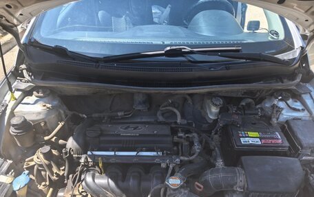 Hyundai Solaris II рестайлинг, 2012 год, 770 000 рублей, 10 фотография