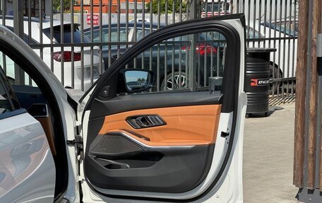 BMW 3 серия, 2022 год, 7 700 000 рублей, 15 фотография