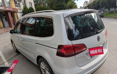 Volkswagen Sharan II, 2017 год, 1 970 000 рублей, 6 фотография