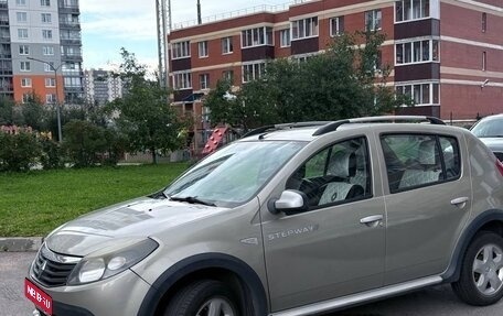 Renault Sandero I, 2012 год, 955 000 рублей, 1 фотография