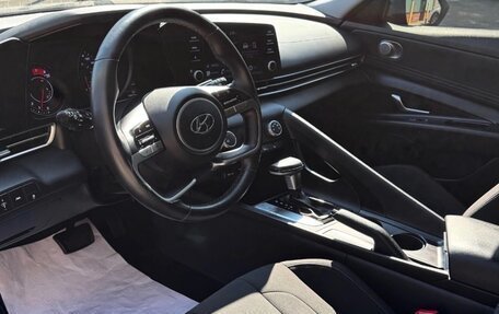 Hyundai Elantra, 2022 год, 1 620 000 рублей, 6 фотография