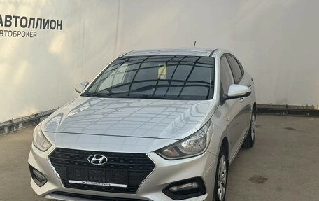 Hyundai Solaris II рестайлинг, 2018 год, 1 200 000 рублей, 2 фотография