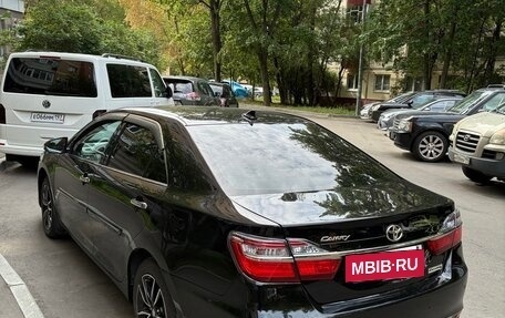 Toyota Camry, 2017 год, 2 250 000 рублей, 5 фотография