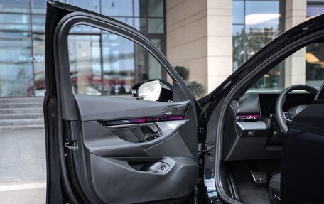 BMW 5 серия, 2025 год, 6 750 000 рублей, 15 фотография
