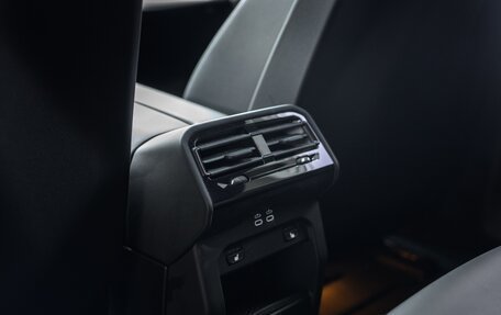 BMW 5 серия, 2025 год, 6 750 000 рублей, 13 фотография