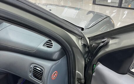 Nissan Almera, 2005 год, 350 000 рублей, 13 фотография