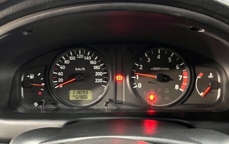 Nissan Almera, 2005 год, 350 000 рублей, 24 фотография