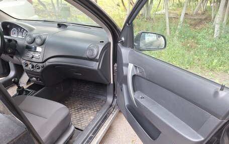 Chevrolet Aveo III, 2010 год, 670 000 рублей, 7 фотография