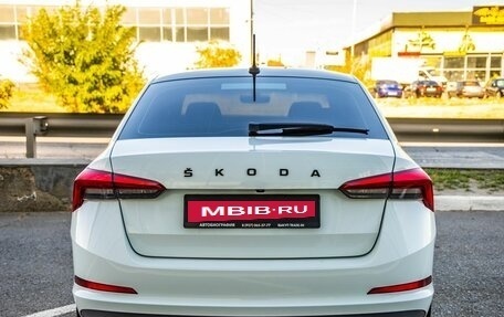 Skoda Rapid II, 2021 год, 1 648 000 рублей, 6 фотография