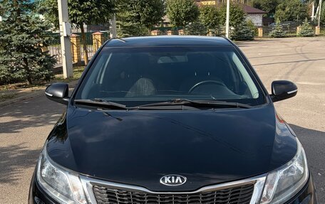 KIA Rio III рестайлинг, 2014 год, 900 000 рублей, 2 фотография