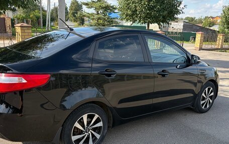 KIA Rio III рестайлинг, 2014 год, 900 000 рублей, 5 фотография