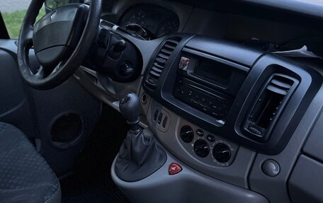 Renault Trafic, 2007 год, 825 000 рублей, 22 фотография