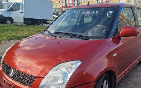 Suzuki Swift III, 2010 год, 650 000 рублей, 4 фотография