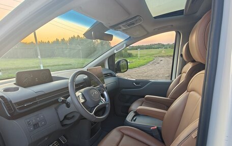 Hyundai Staria, 2021 год, 6 300 000 рублей, 9 фотография
