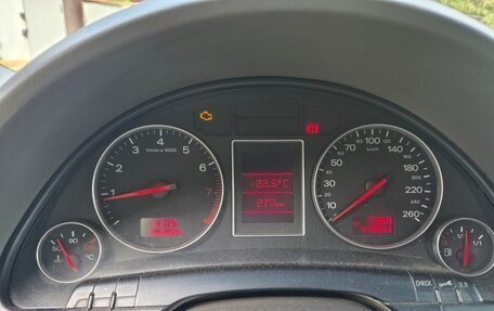 Audi A4, 2002 год, 480 000 рублей, 11 фотография