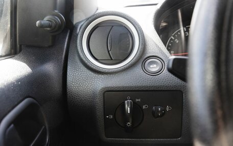 Ford Fiesta, 2007 год, 330 000 рублей, 21 фотография