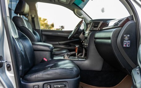 Lexus LX III, 2010 год, 2 798 000 рублей, 36 фотография