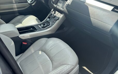 Land Rover Range Rover Evoque I, 2017 год, 2 170 000 рублей, 12 фотография