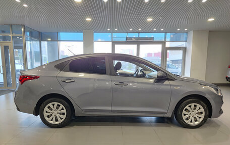 Hyundai Solaris II рестайлинг, 2018 год, 1 034 000 рублей, 5 фотография