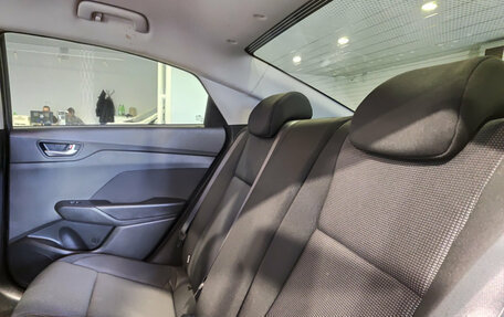 Hyundai Solaris II рестайлинг, 2018 год, 1 034 000 рублей, 15 фотография