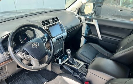 Toyota Land Cruiser Prado 150 рестайлинг 2, 2019 год, 4 890 000 рублей, 9 фотография