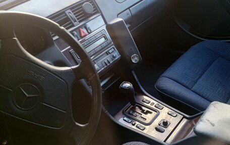 Mercedes-Benz C-Класс, 1998 год, 375 000 рублей, 10 фотография