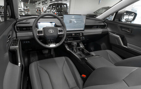 Toyota RAV4, 2026 год, 4 300 000 рублей, 7 фотография