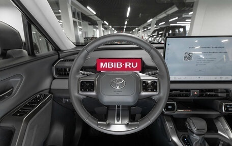 Toyota RAV4, 2026 год, 4 300 000 рублей, 11 фотография