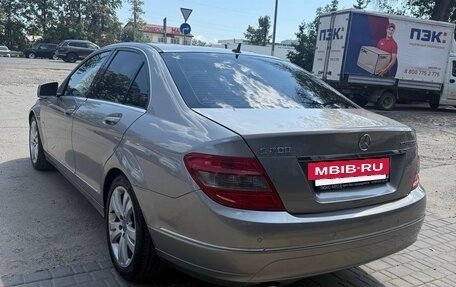 Mercedes-Benz C-Класс, 2009 год, 976 000 рублей, 3 фотография