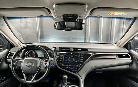 Toyota Camry, 2018 год, 2 900 000 рублей, 7 фотография
