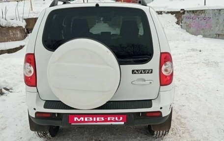 Chevrolet Niva I рестайлинг, 2019 год, 850 000 рублей, 3 фотография