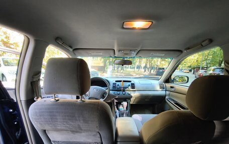 Toyota Camry V40, 2005 год, 685 999 рублей, 11 фотография