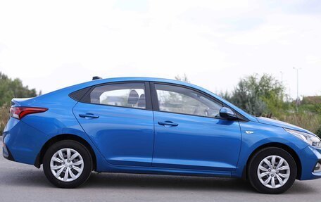 Hyundai Solaris II рестайлинг, 2017 год, 1 350 000 рублей, 4 фотография