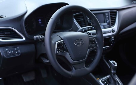Hyundai Solaris II рестайлинг, 2017 год, 1 350 000 рублей, 13 фотография