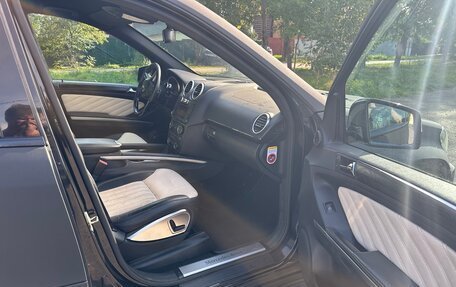 Mercedes-Benz GL-Класс, 2011 год, 1 800 000 рублей, 13 фотография