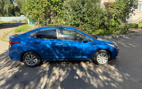 Hyundai Solaris II рестайлинг, 2019 год, 1 200 000 рублей, 4 фотография