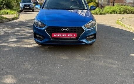 Hyundai Solaris II рестайлинг, 2019 год, 1 200 000 рублей, 2 фотография