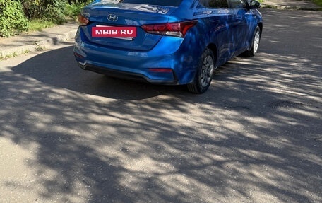 Hyundai Solaris II рестайлинг, 2019 год, 1 200 000 рублей, 6 фотография