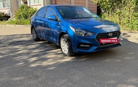 Hyundai Solaris II рестайлинг, 2019 год, 1 200 000 рублей, 3 фотография