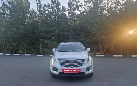 Cadillac XT5 I рестайлинг, 2017 год, 2 500 000 рублей, 9 фотография